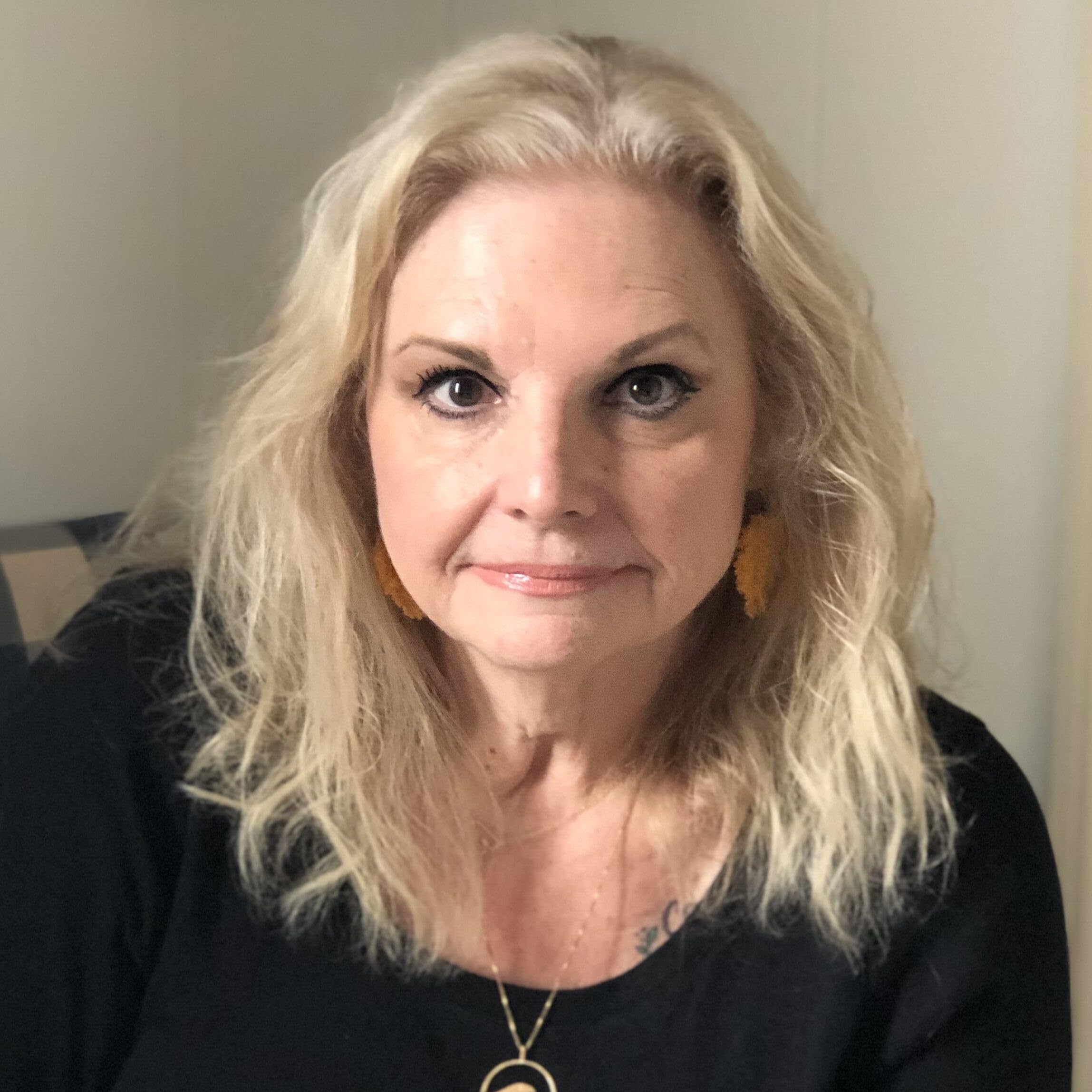 Kelle Z Riley Featured Authors K-L – RevealBookBox